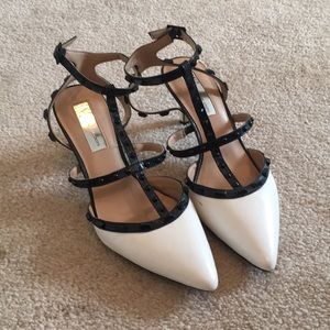 INC black and white strappy pumps